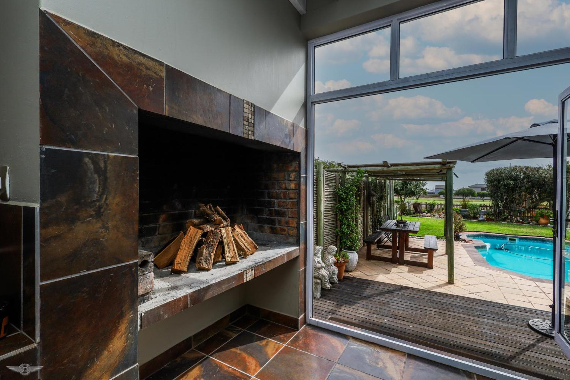 Flensborg Studios & Penthouse - Langebaan Golf Estate Экстерьер фото